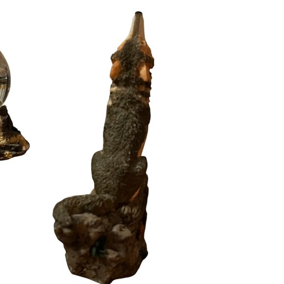 VINTAGE} Howling Wolf Resin Figurine Statue - Highly Detailed - Picture 4 of 6